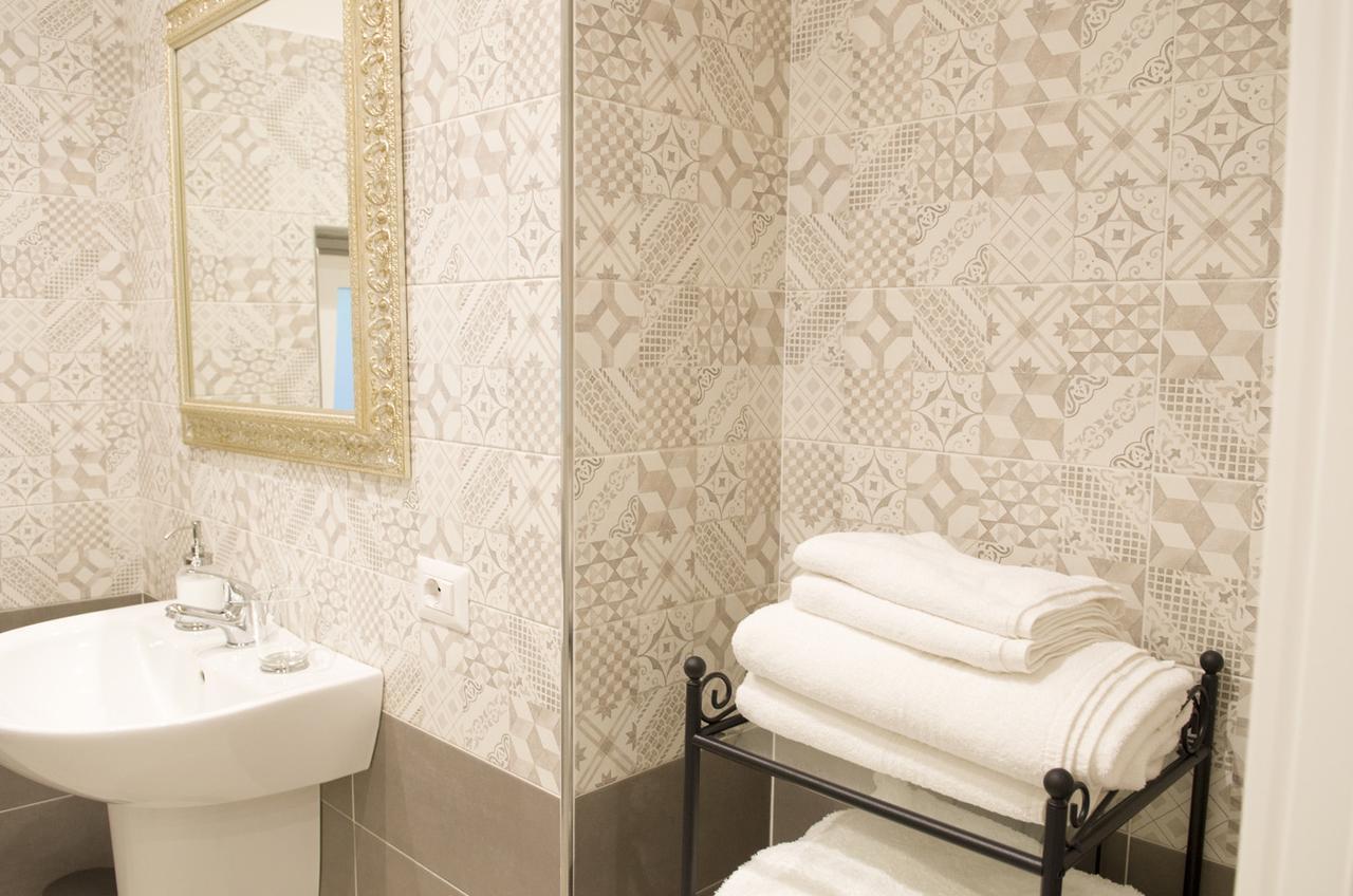 Palazzo Spasiano Rooms - Sorrento Center Kültér fotó